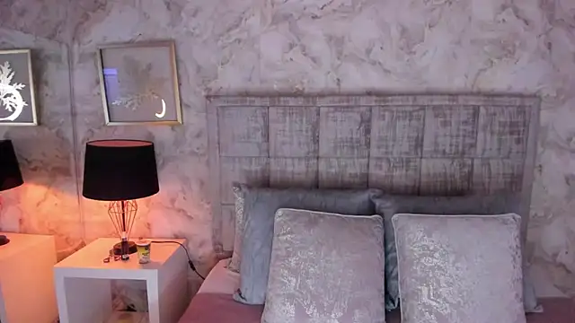 AdeleAndersonn online show from 3, 3, 2026