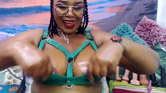 MATURExxxASS online show from 21, 4, 2026