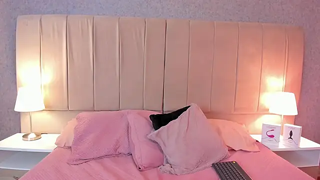 megan bat online show from 22, 12, 2024