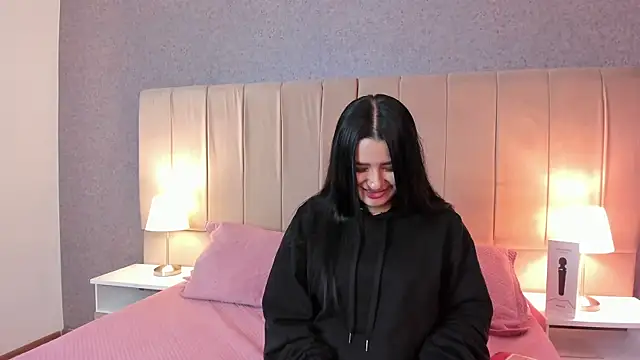 megan bat online show from 24, 12, 2024