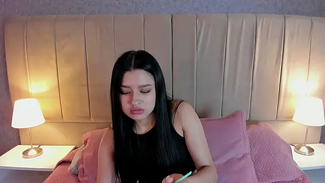 megan bat online show from 13, 1, 2025