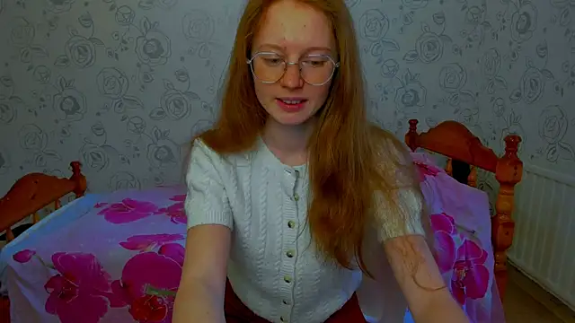 Snapshot of Fire_Luna chatting on 29, 4, 2026 Fire Luna online show from 29, 4, 2026