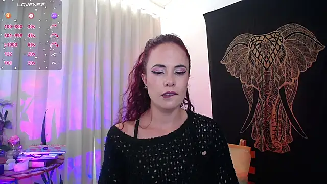 Snapshot of AmaRiv chatting on 11, 9, 2025 AmaRiv online show from 11, 9, 2025