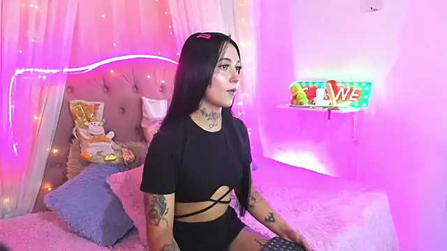 Snapshot of _Mia__9 chatting on 24, 2, 2025 Mia 9 online show from 24, 2, 2025