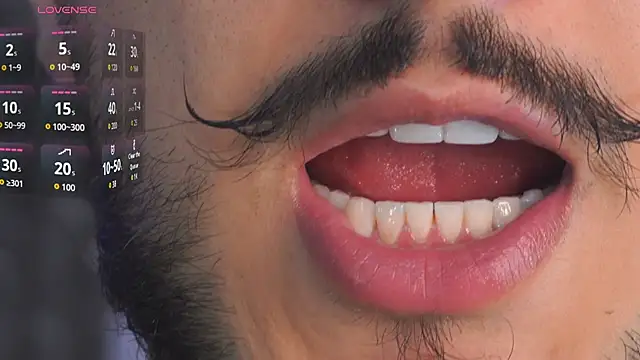 Snapshot of Zionmattis chatting on 12, 11, 2025 Zionmattis online show from 12, 11, 2025