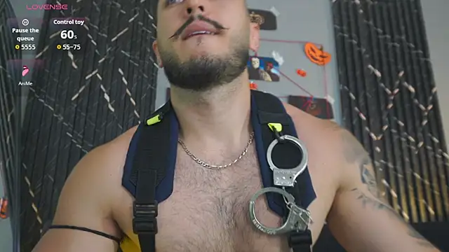 Snapshot of Zionmattis chatting on 28, 10, 2025 Zionmattis online show from 28, 10, 2025