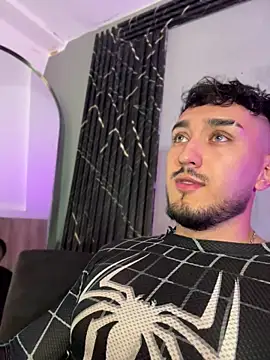 Zionmattis online show from 12, 4, 2026