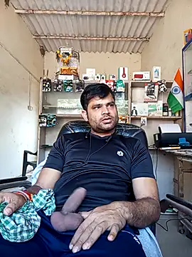 Snapshot of Priynkarani chatting on 22, 11, 2025 Priynkarani online show from 22, 11, 2025