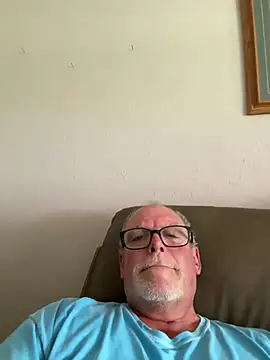 Snapshot of wildrocket02 chatting on 9, 5, 2026 wildrocket02 online show from 9, 5, 2026