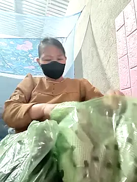 Betty20zx online show from 15, 12, 2025