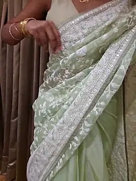 Tanisha789 online show from 10, 10, 2025