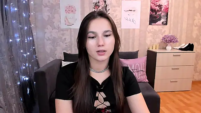 Snapshot of MilaDaisen chatting on 26, 9, 2025 MilaDaisen online show from 26, 9, 2025