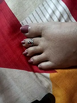 lakey91girl online show from 24, 3, 2026