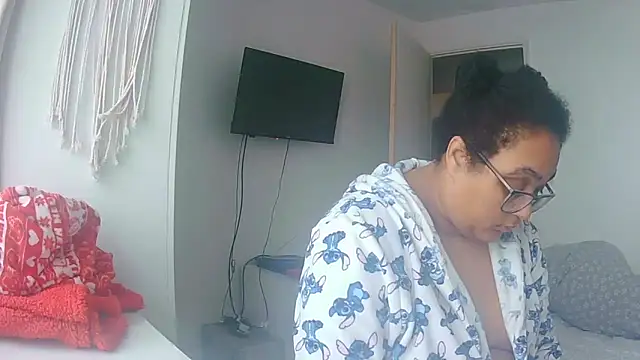 vanilla chocolate23 online show from 16, 2, 2026