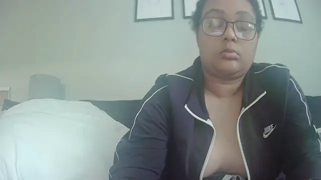 vanilla chocolate23 online show from 4, 6, 2026