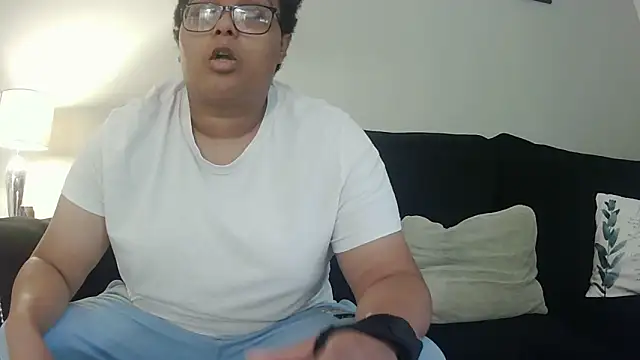 vanilla chocolate23 online show from 10, 9, 2025