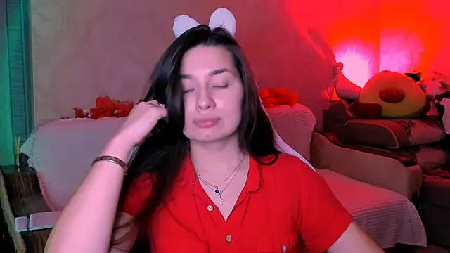 Swee Alicee online show from 28, 10, 2025