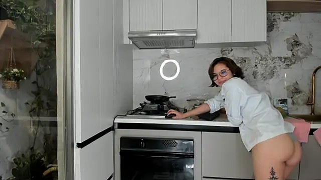 Snapshot of Hellen_coy chatting on 9, 2, 2025 Hellen coy online show from 9, 2, 2025
