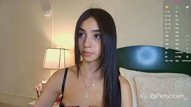 Snapshot of PettyCloeh chatting on 15, 7, 2026 PettyCloeh online show from 15, 7, 2026