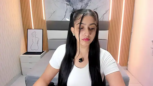 Alyssapark online show from 25, 2, 2026