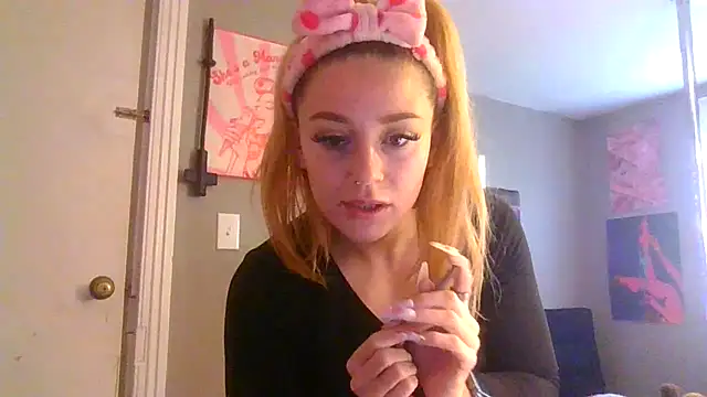 lexybabyxo online show from 15, 12, 2025