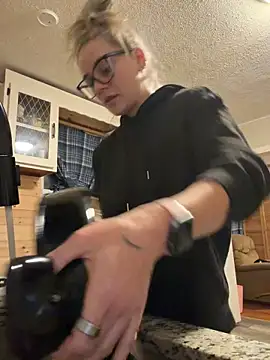 lexybabyxo online show from 9, 4, 2026