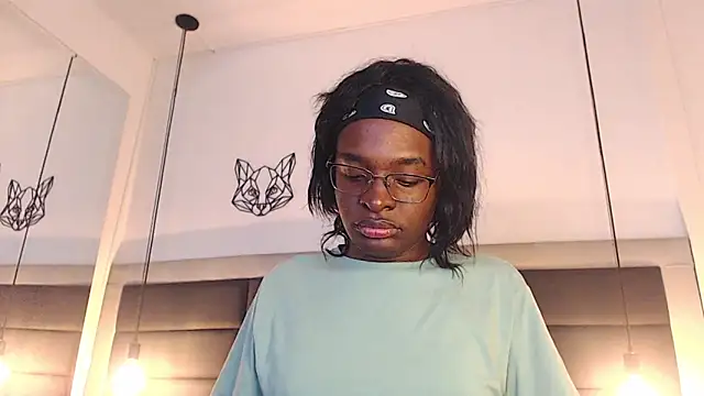 candy lovee69 online show from 3, 11, 2025