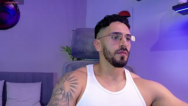 Snapshot of tony_muscle chatting on 23, 7, 2026 tony muscle online show from 23, 7, 2026