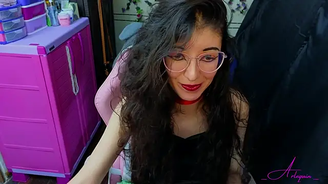 Snapshot of _Arlequin_ chatting on 2, 7, 2026 Arlequin online show from 2, 7, 2026