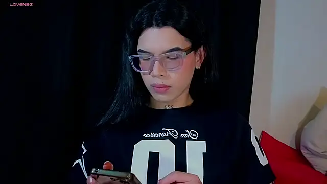 Samantha Rusell online show from 19, 7, 2026