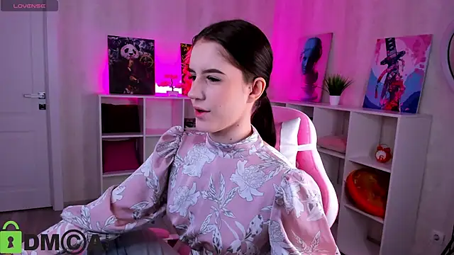 Tonya Gray online show from 30, 11, 2025