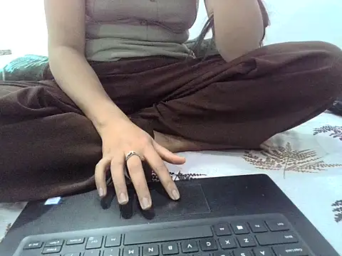 DOLL CUTY online show from 24, 11, 2025