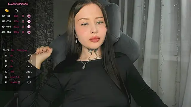 Snapshot of kate8ketee8 chatting on 23, 12, 2024 kate8ketee8 online show from 23, 12, 2024