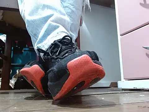 sammy goddess online show from 25, 2, 2026