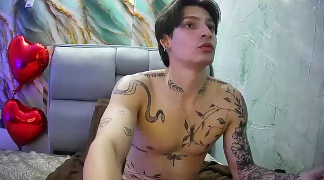 Apolo Hidalgo01 online show from 7, 2, 2025