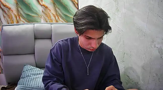 Apolo Hidalgo01 online show from 12, 2, 2025