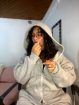 Andi9  online show from 8, 10, 2025