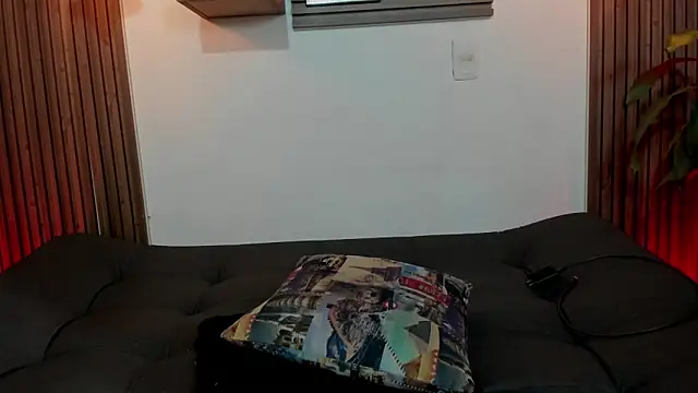 rihannagil online show from 20, 9, 2025