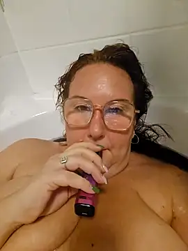 Bekahblows online show from 30, 9, 2025
