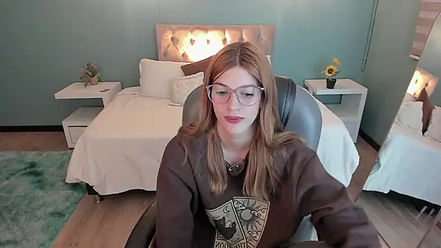 Nora Vennucci online show from 31, 1, 2026