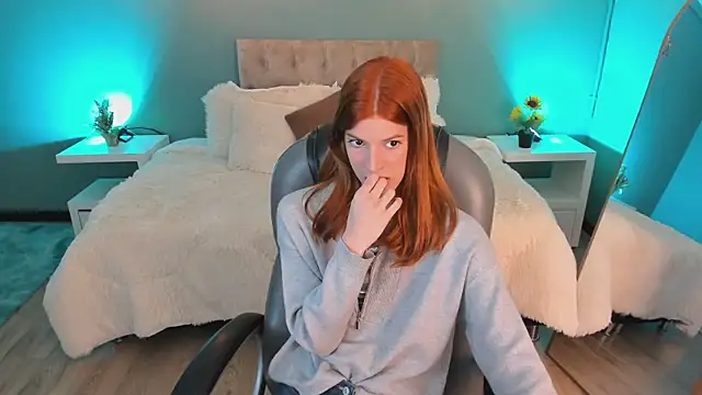 Nora Vennucci online show from 29, 10, 2025