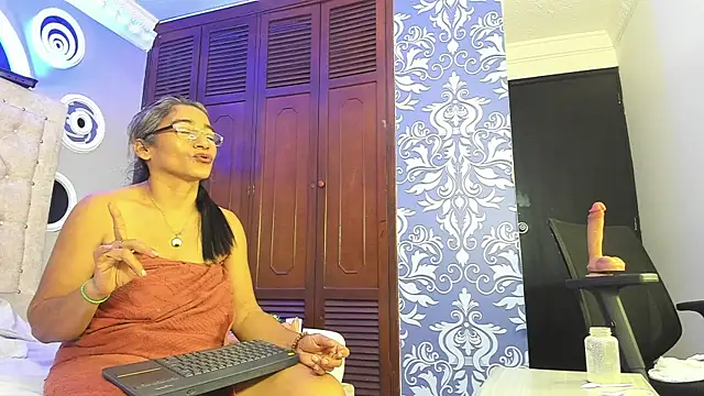 Snapshot of mature_bigass__ chatting on 4, 3, 2025 mature bigass online show from 4, 3, 2025