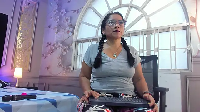 mature bigass   online show from 10, 2, 2026