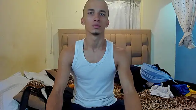 stepcouple XXX online show from 2, 3, 2026