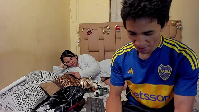 stepcouple XXX online show from 20, 12, 2025