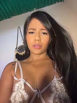 Snapshot of shaylin_brooke1 chatting on 26, 4, 2026 shaylin brooke1 online show from 26, 4, 2026