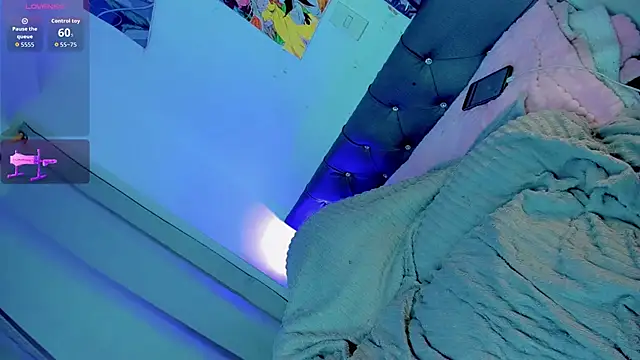 pinkscreens online show from 10, 10, 2025