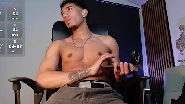 Snapshot of rafael_stone chatting on 2, 12, 2025 rafael stone online show from 2, 12, 2025