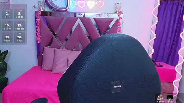 Snapshot of kendra_tay chatting on 5, 11, 2025 kendra tay online show from 5, 11, 2025