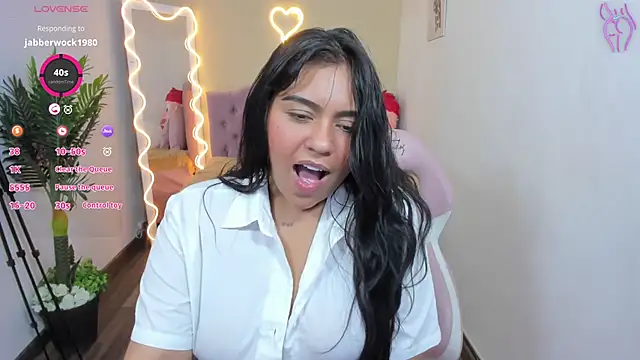 Snapshot of kendra_tay chatting on 24, 2, 2025 kendra tay online show from 24, 2, 2025